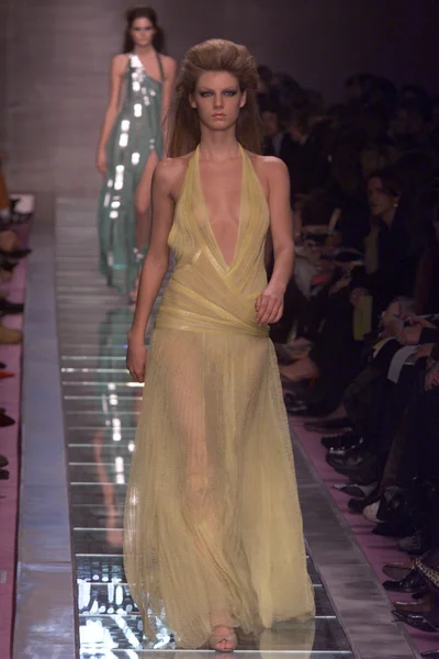 Look 61